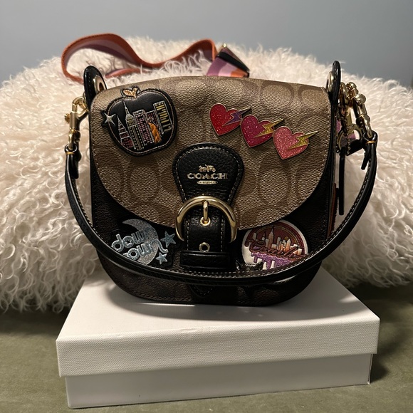 COACH | Kleo Shoulder Bag 17 Colorblock Signature Canvas With Disco Patches - Picture 7 of 10